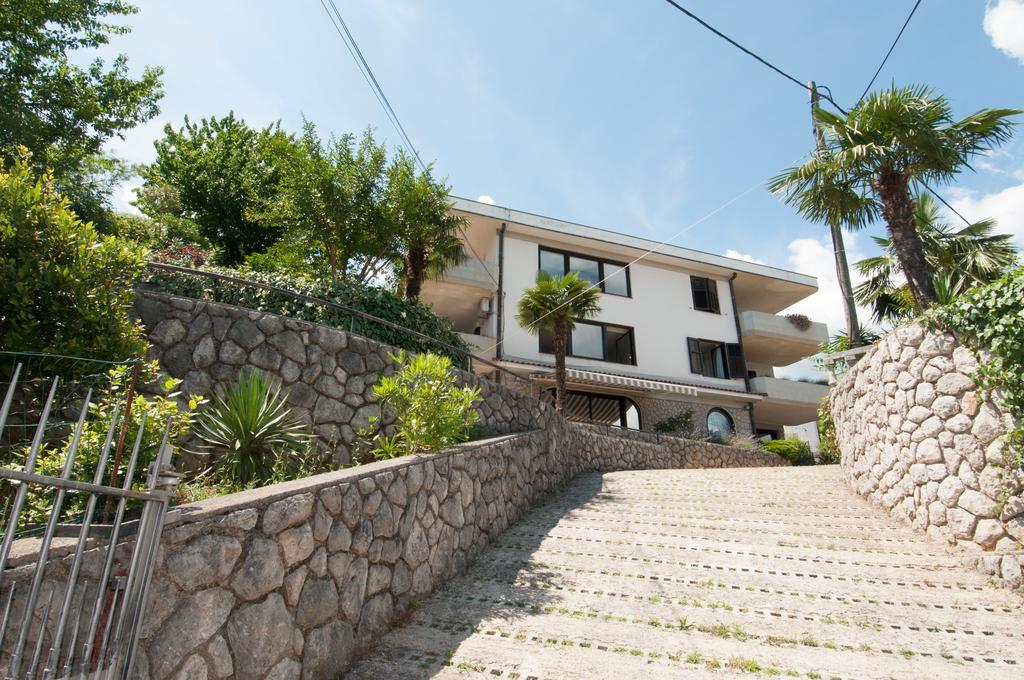 Apartments Daniel Opatija Oda fotoğraf