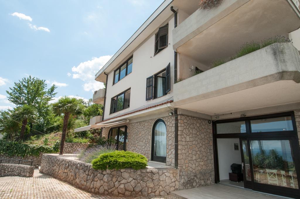 Apartments Daniel Opatija Oda fotoğraf